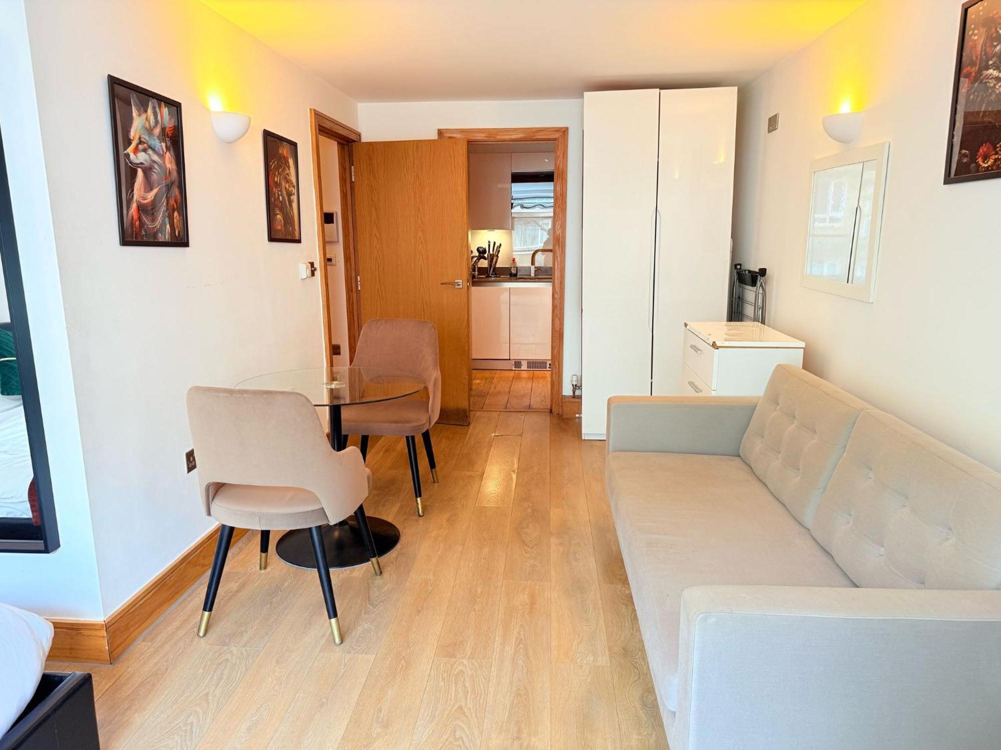 Westwood House Daire Londra Dış mekan fotoğraf